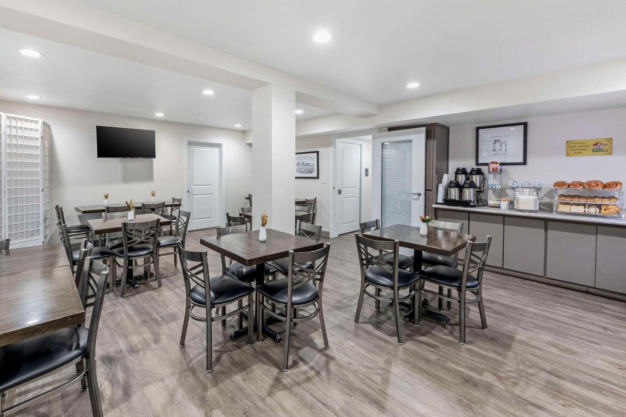 Hillstone Inn Tulare, Ascend Hotel Collection Extérieur photo
