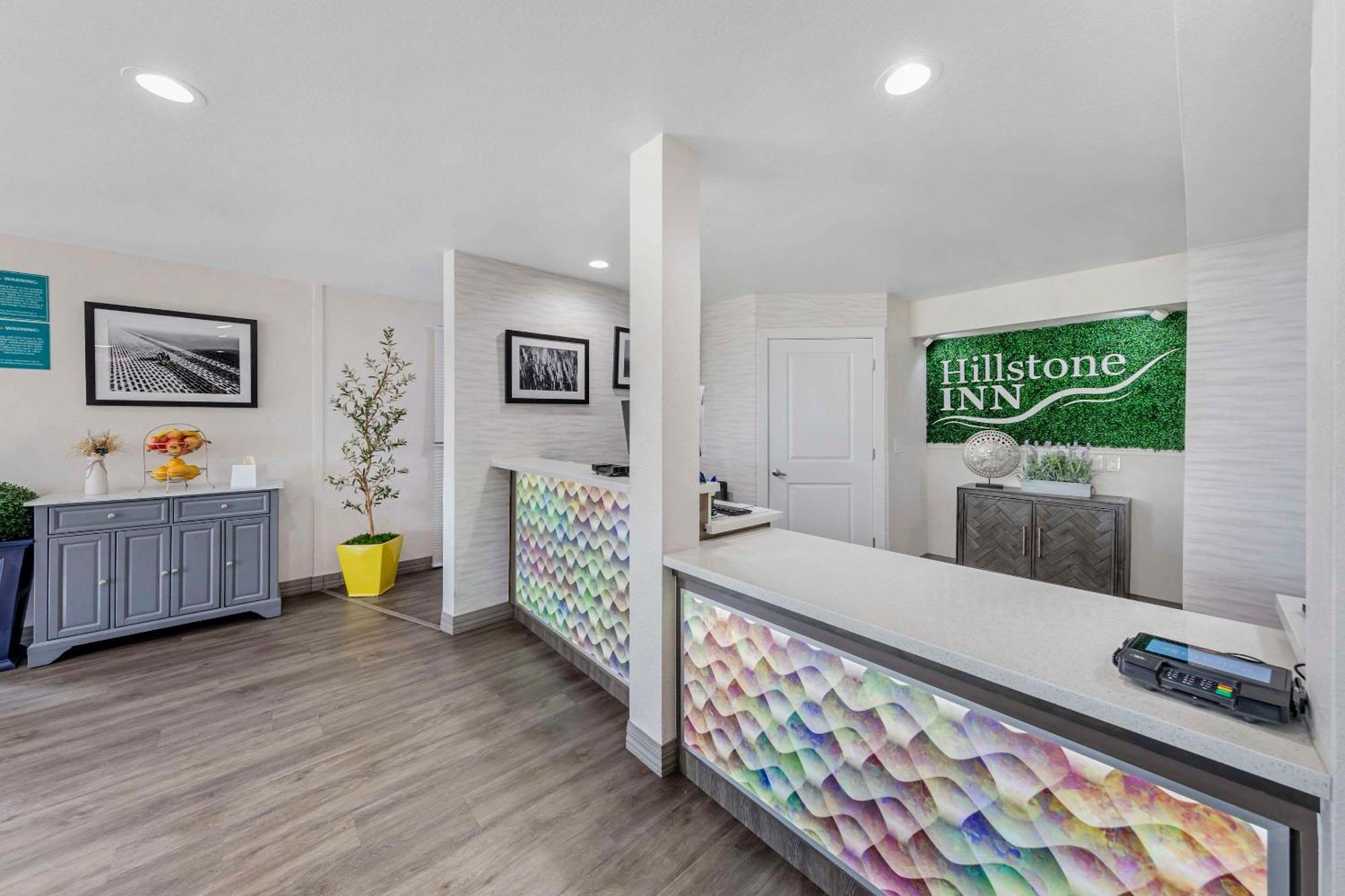 Hillstone Inn Tulare, Ascend Hotel Collection Extérieur photo