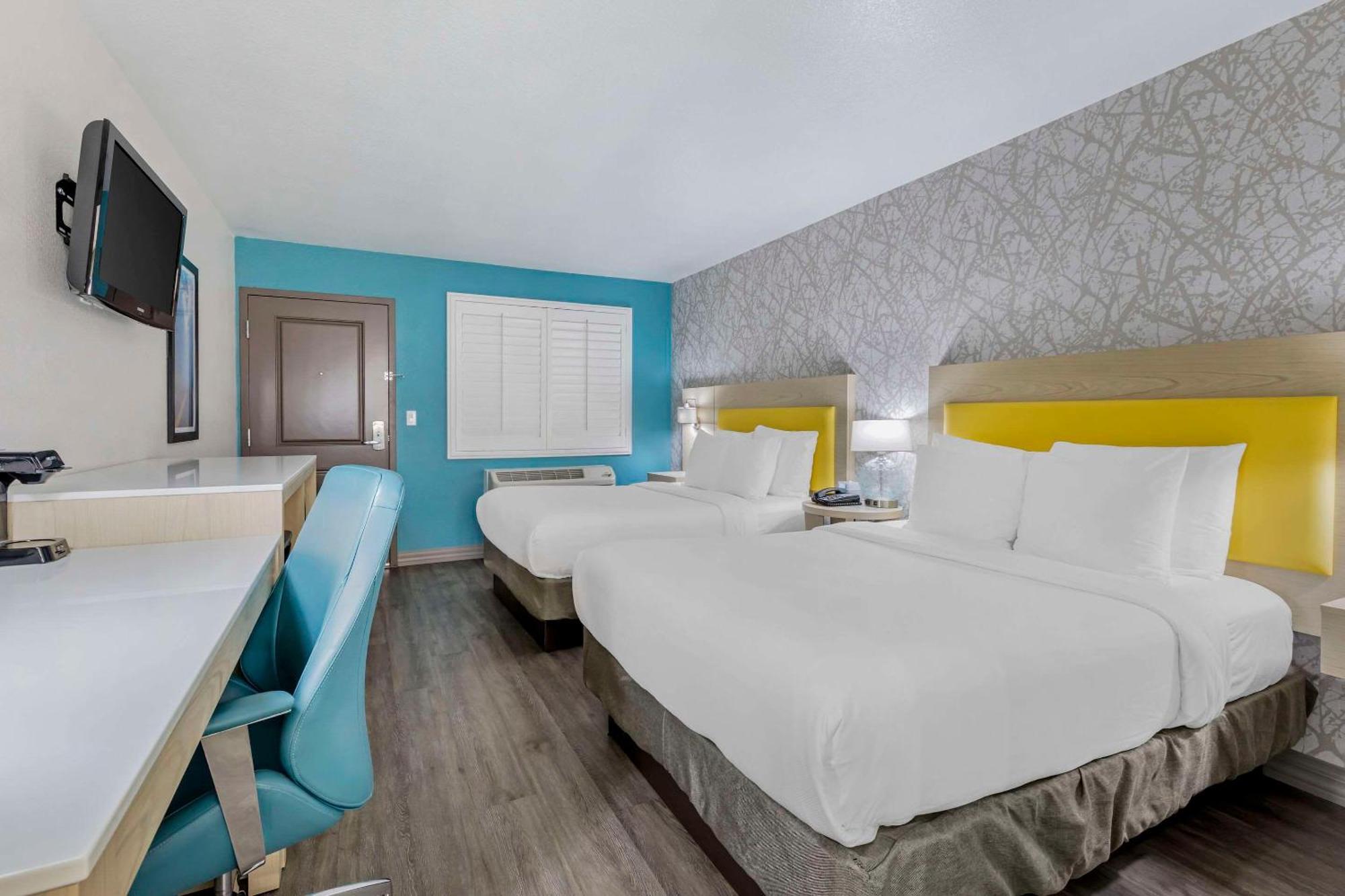 Hillstone Inn Tulare, Ascend Hotel Collection Extérieur photo